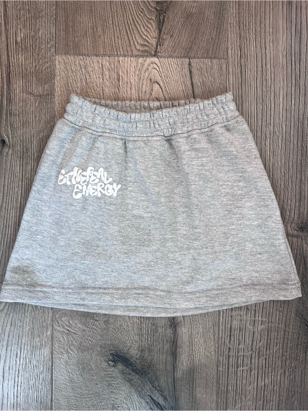 Gray Casual Elastic-Waist Skirt - 'Ethereal Energy' Graphic - small